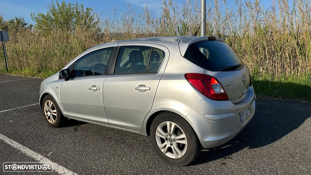 Opel Corsa 1.3 CDTI Enjoy EcoFLEX - 11