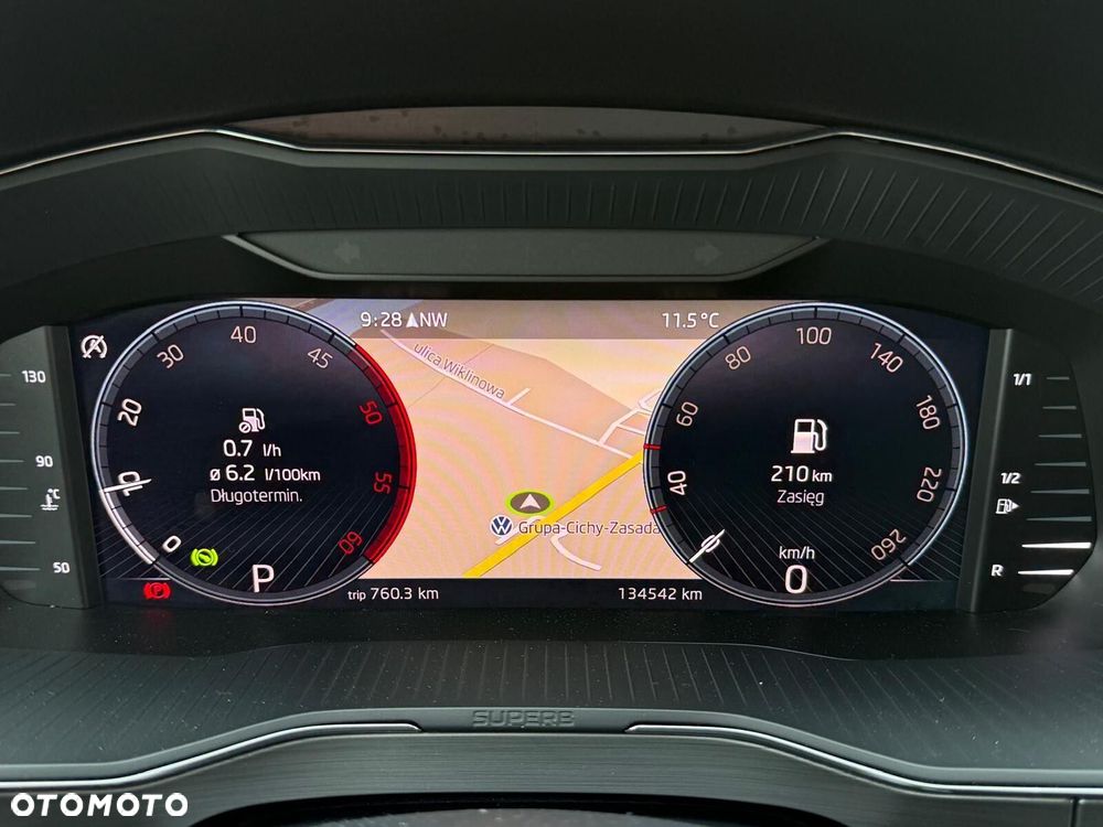 Skoda Superb 2.0 TDI SCR Style DSG - 22