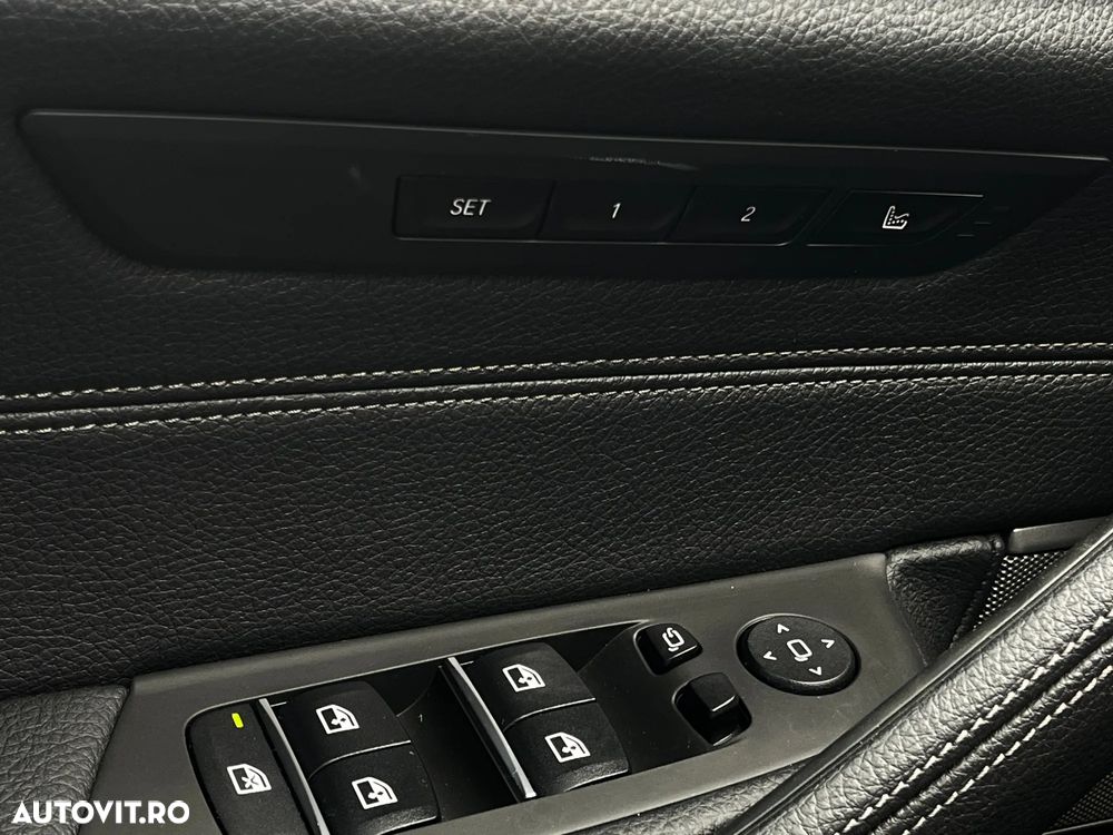 BMW Seria 5 520d xDrive AT MHEV - 23