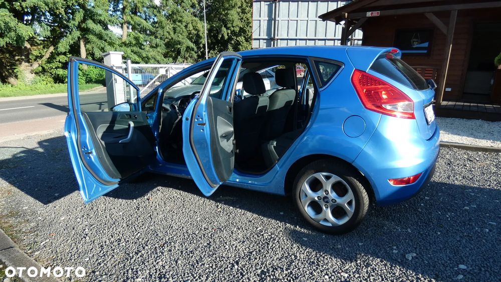 Ford Fiesta 1.25 Ambiente - 14