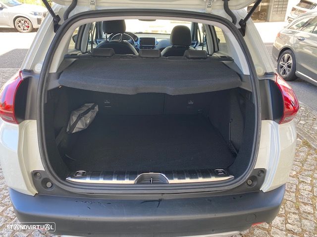 Peugeot 2008 1.2 VTi Allure - 17