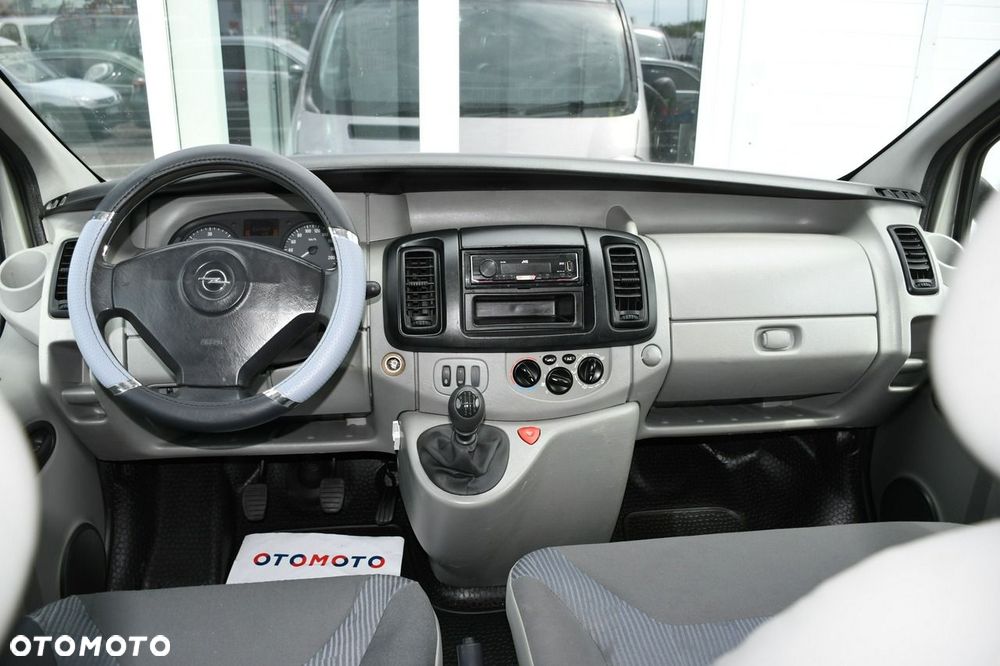 Opel Vivaro - 20
