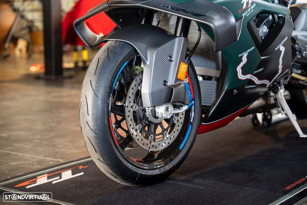 BMW M 1000 RR TT Isle of Man Edition - 5