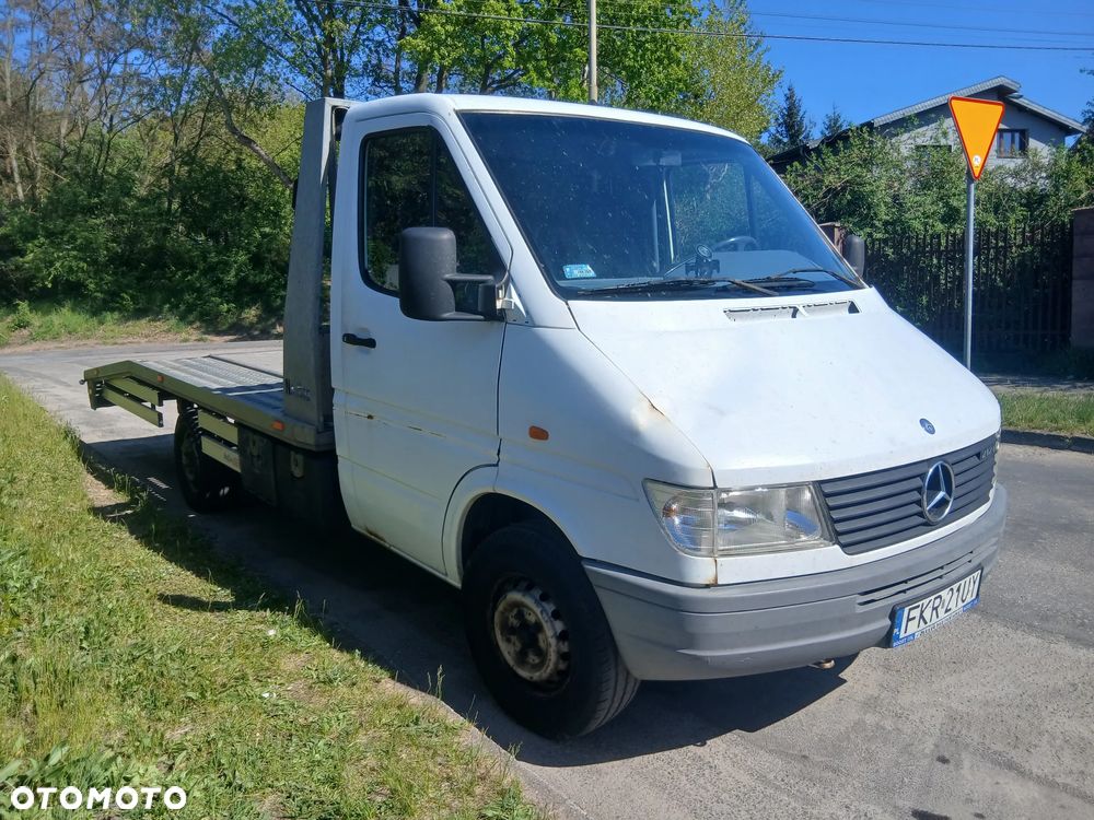 Mercedes-Benz sprinter - 2