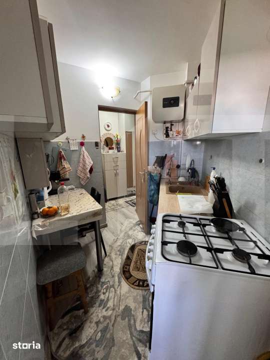 Garsoniera renovata, etaj 3, langa Uvertura Mall – zona Grivita — fotografia 3