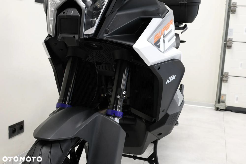 KTM Super Adventure - 26