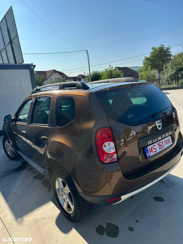 Dacia Duster 1.6 4x2 Laureate - 3