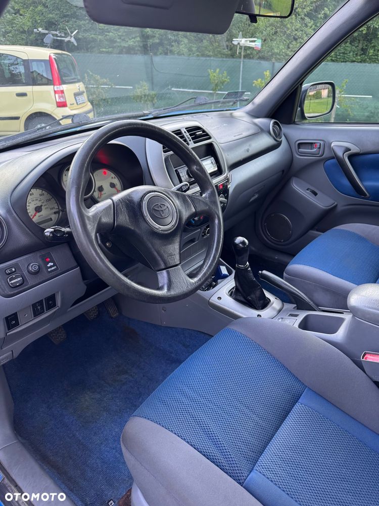 Toyota RAV4 2.0 VVT-i 4x4 - 7