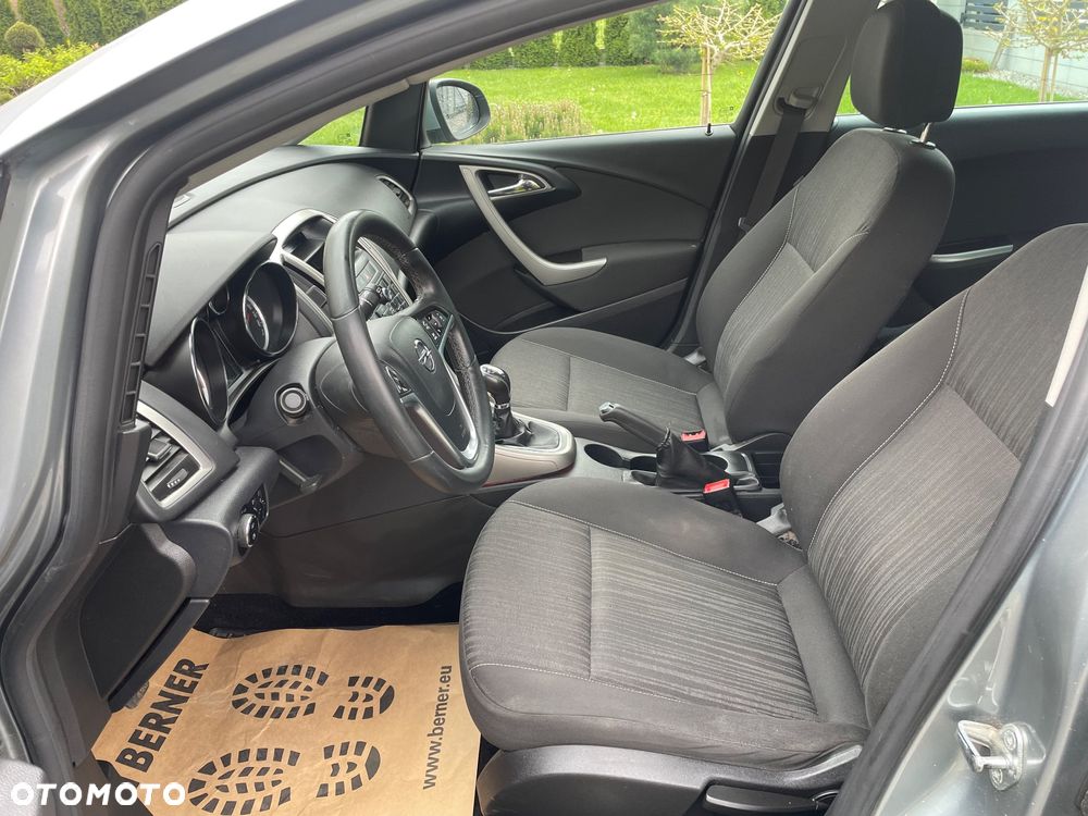 Opel Astra 1.4 ecoFLEX - 14