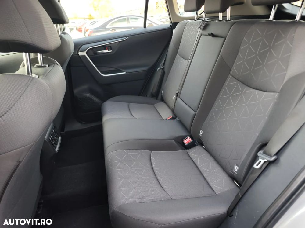 Toyota RAV4 2.0P CVT AWD Luxury - 12