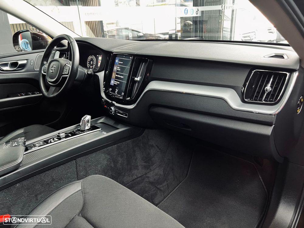 Volvo XC 60 2.0 T8 PHEV Inscription AWD - 9