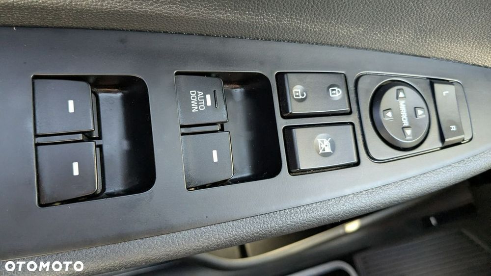 Hyundai Tucson 1.6 GDi Comfort 2WD - 30