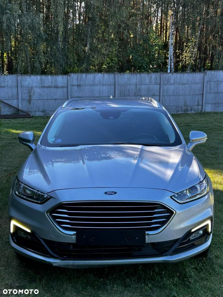 Ford Mondeo - 29