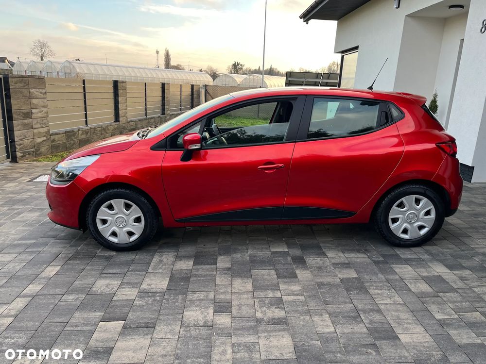 Renault Clio 1.2 16V Life - 15
