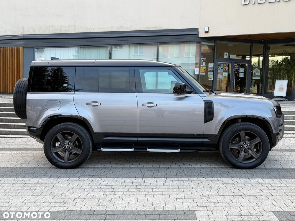 Land Rover Defender 110 D250 X-Dynamic S - 14