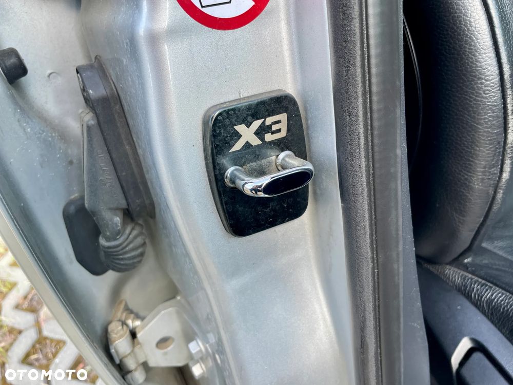BMW X3 - 25