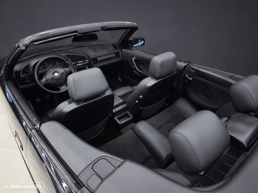 BMW 318 i Cabriolet M Sport - 19