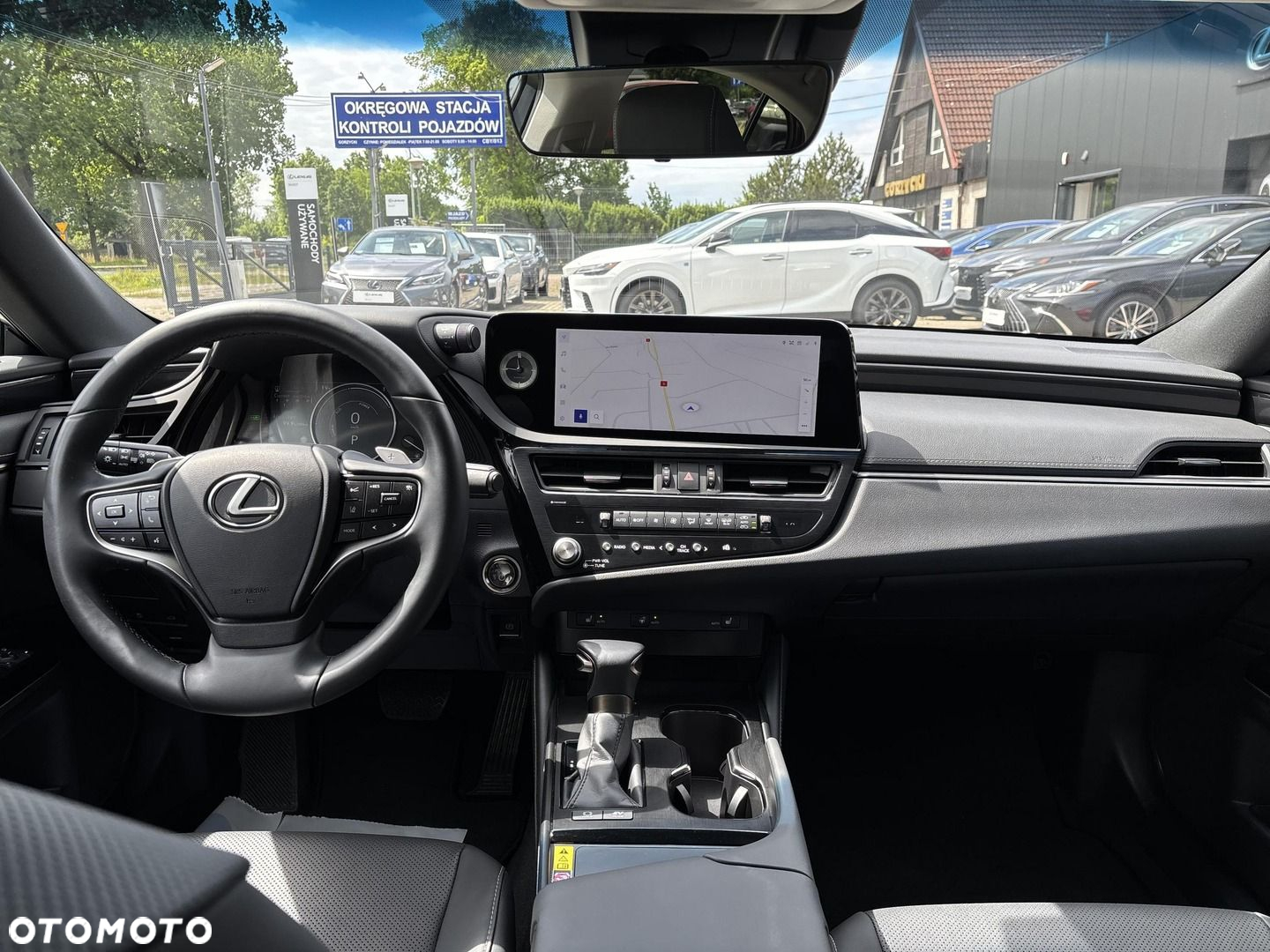 Lexus ES - 9