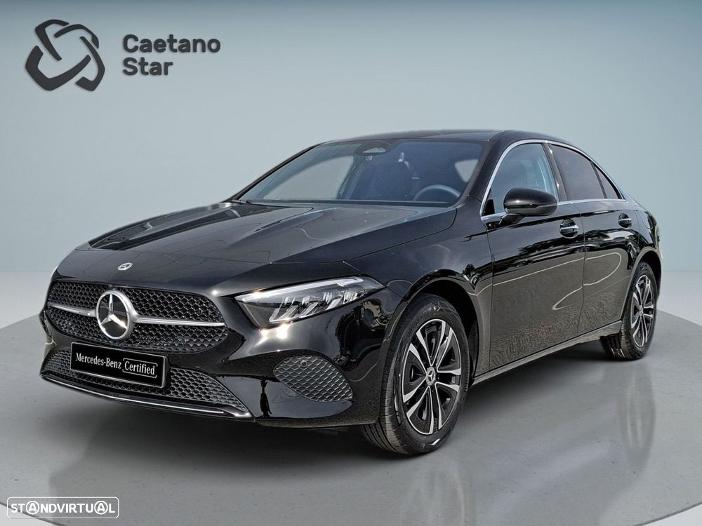 Mercedes-Benz a-250-limousine - 1