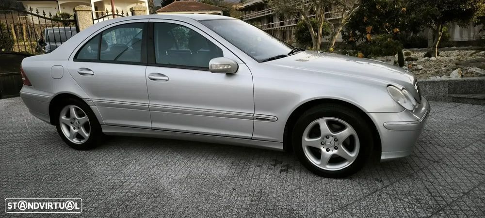 Mercedes-Benz C 220 - 1