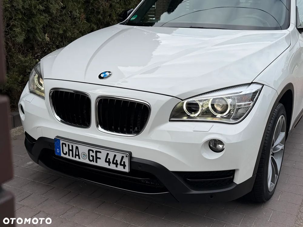 BMW X1 xDrive20d Sport Line - 10