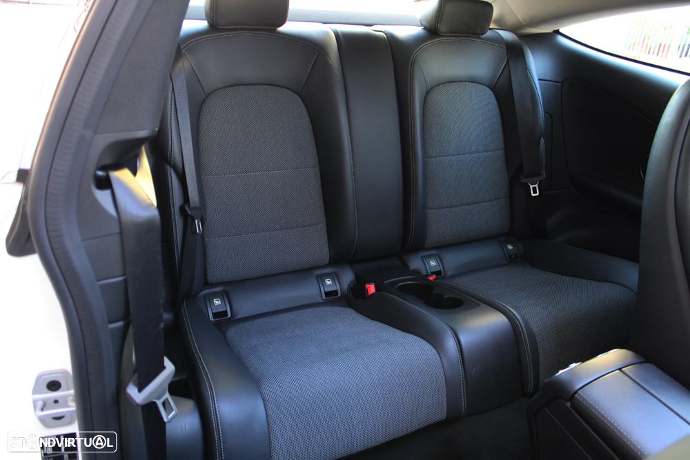 Mercedes-Benz C 220 d 9G-TRONIC - 27