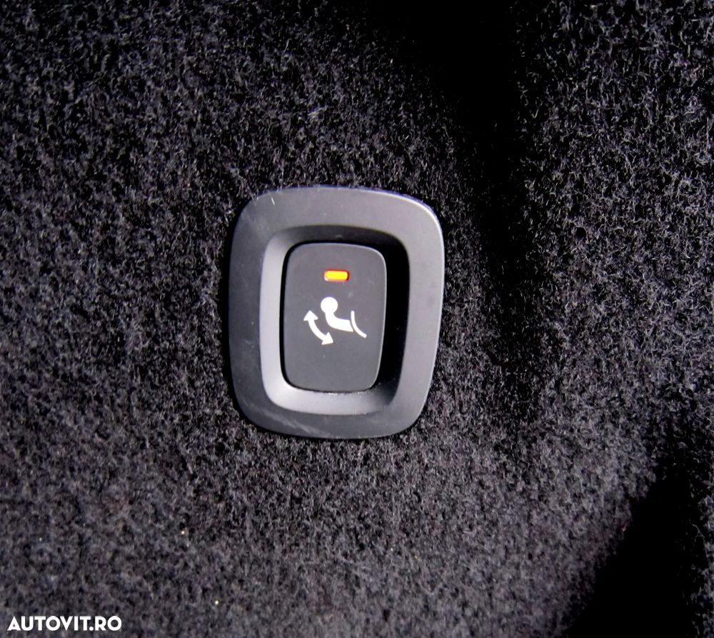 Volvo XC 60 B4 D AWD Geartronic Inscription - 38