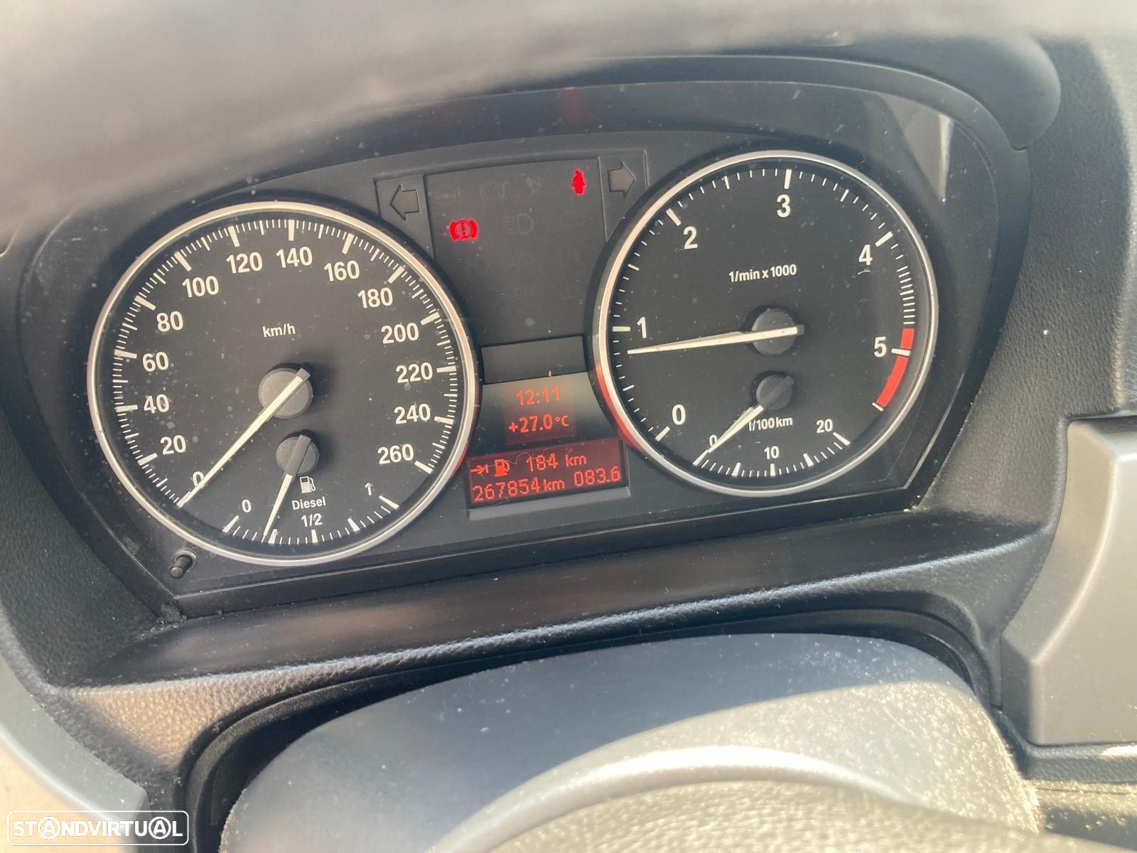 BMW 318 d Touring - 16