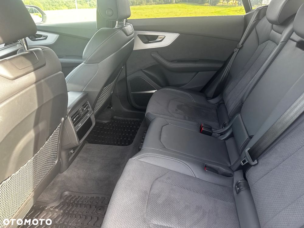 Audi Q8 50 TDI mHEV Quattro Tiptronic - 9