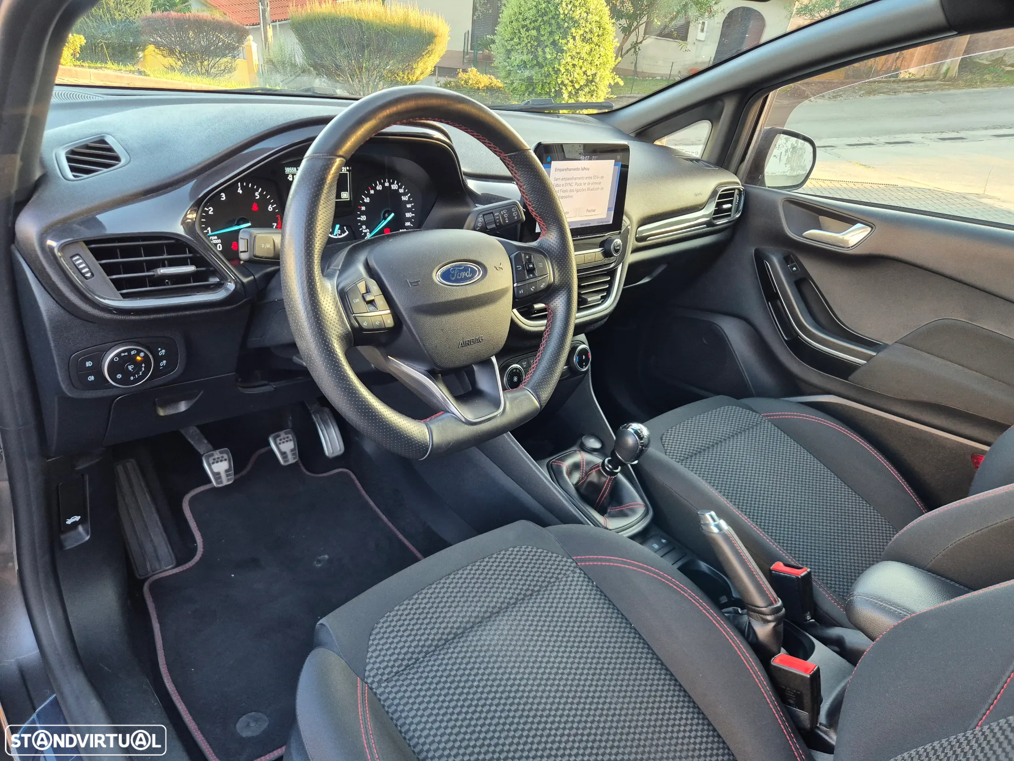 Ford Fiesta 1.0 EcoBoost ST-Line - 11