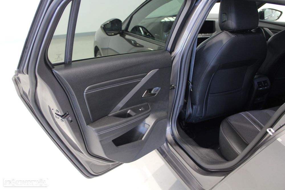 Opel Astra Sports Tourer 1.6 T PHEV GS Line - 27