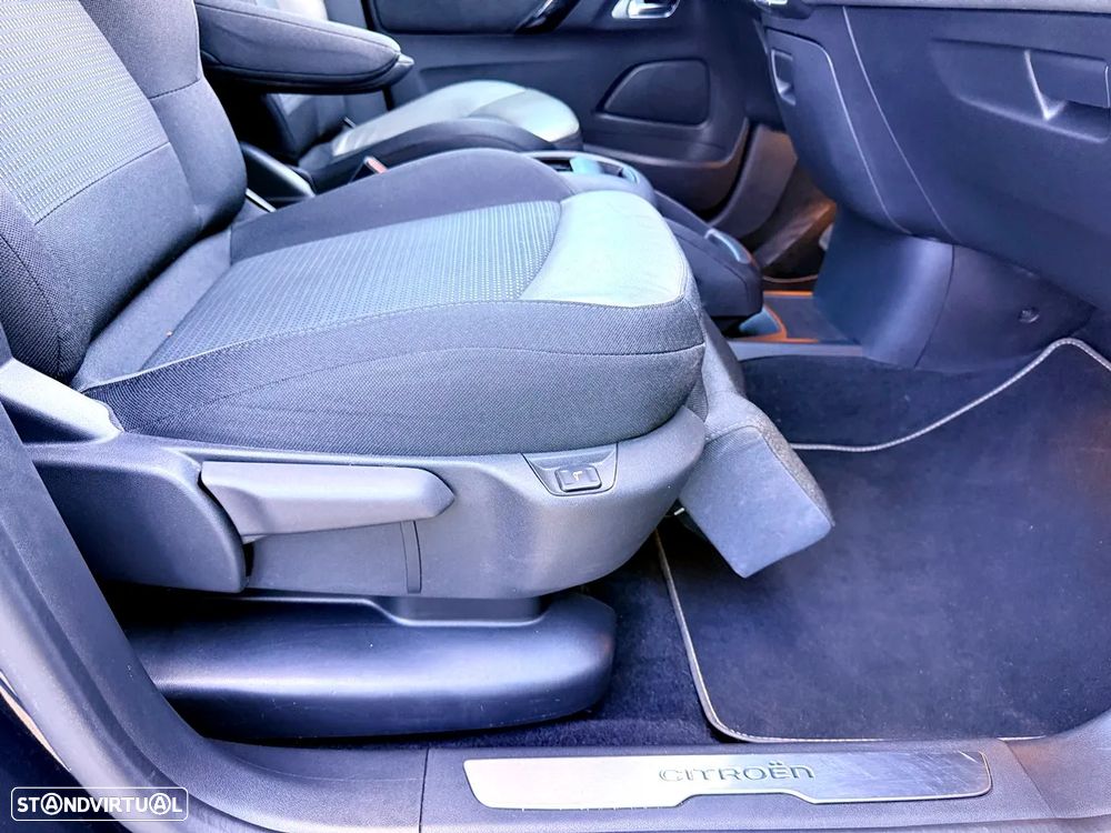 Citroën C4 Picasso - 23