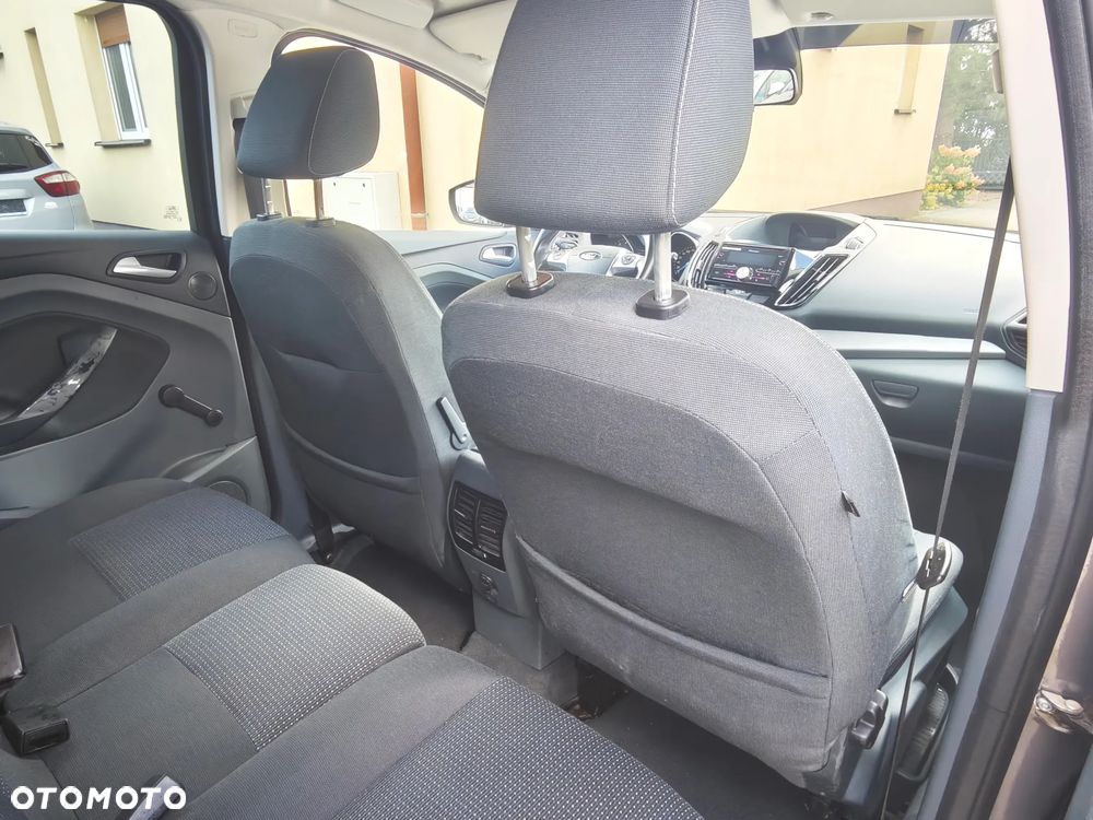Ford C-MAX 1.6 Ti-VCT Champions Edition - 39