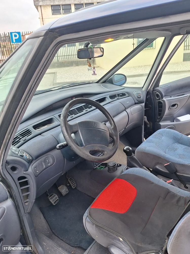 Renault Espace - 8