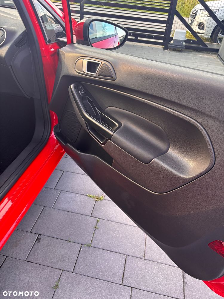 Ford Fiesta - 20