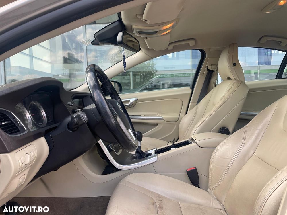 Volvo S60 - 12