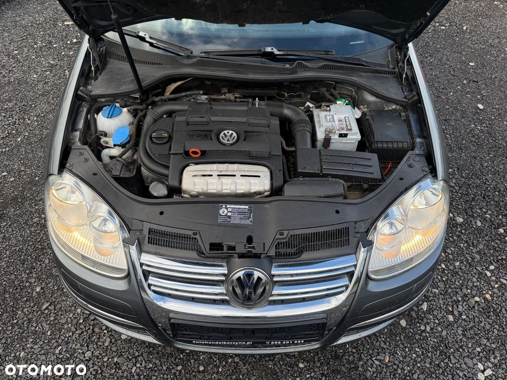 Volkswagen Jetta 1.4 TSI Sportline - 29
