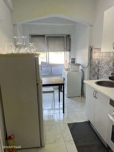 T1 Queluz de Baixo - Grande imagem: 4/7