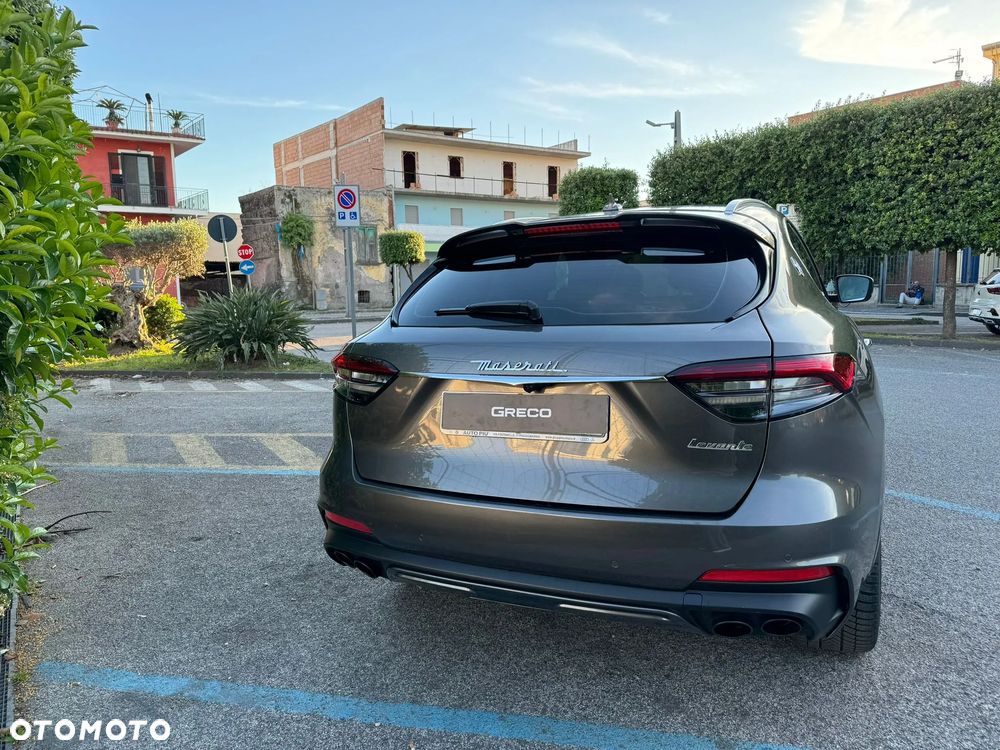 Maserati Levante S - 6