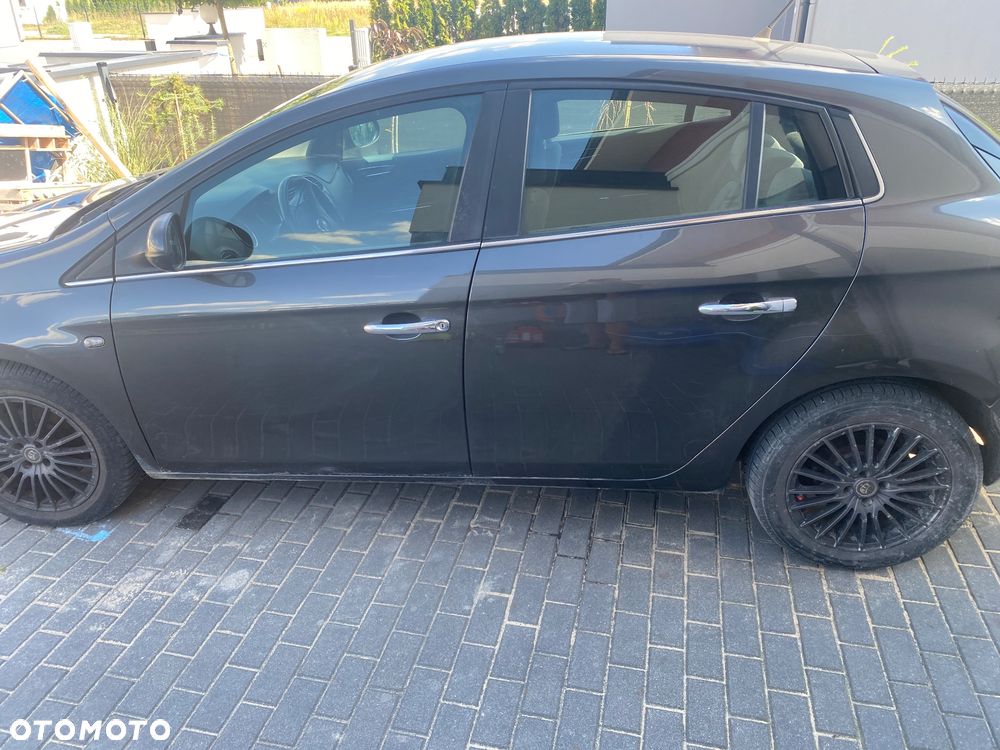 Fiat Bravo 1.9 Multijet 16V Dynamic - 2