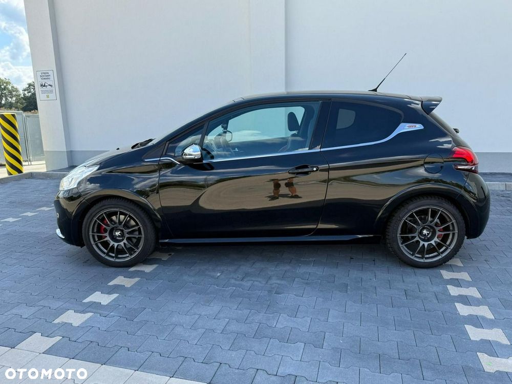 Peugeot 208 - 2