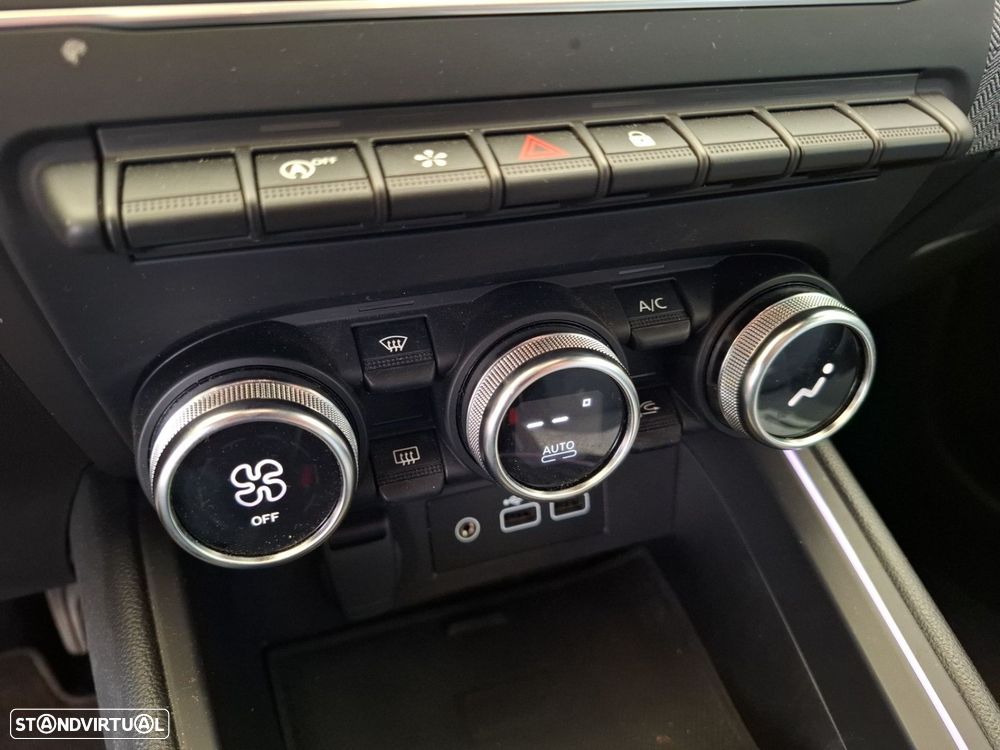 Renault Clio 1.0 TCe Techno - 19