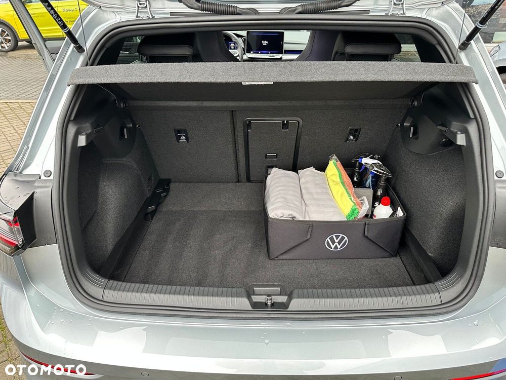 Volkswagen Golf - 13