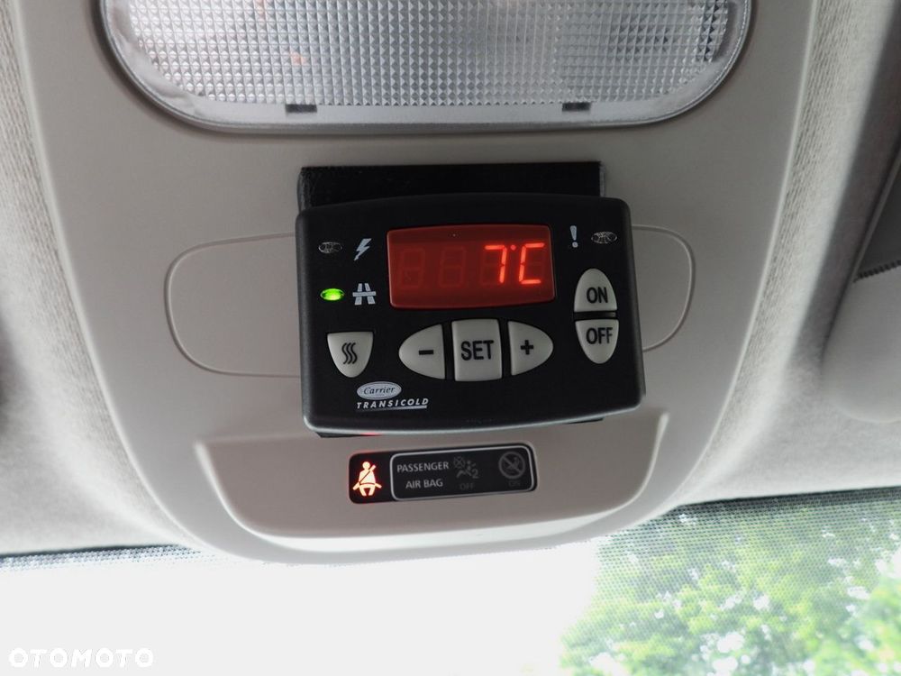 Renault TRAFIC FURGON CHŁODNIA  -5*C ZASILANIE 230V TEMPOMAT LEDY KLIMATYZACJA  120KM - 37