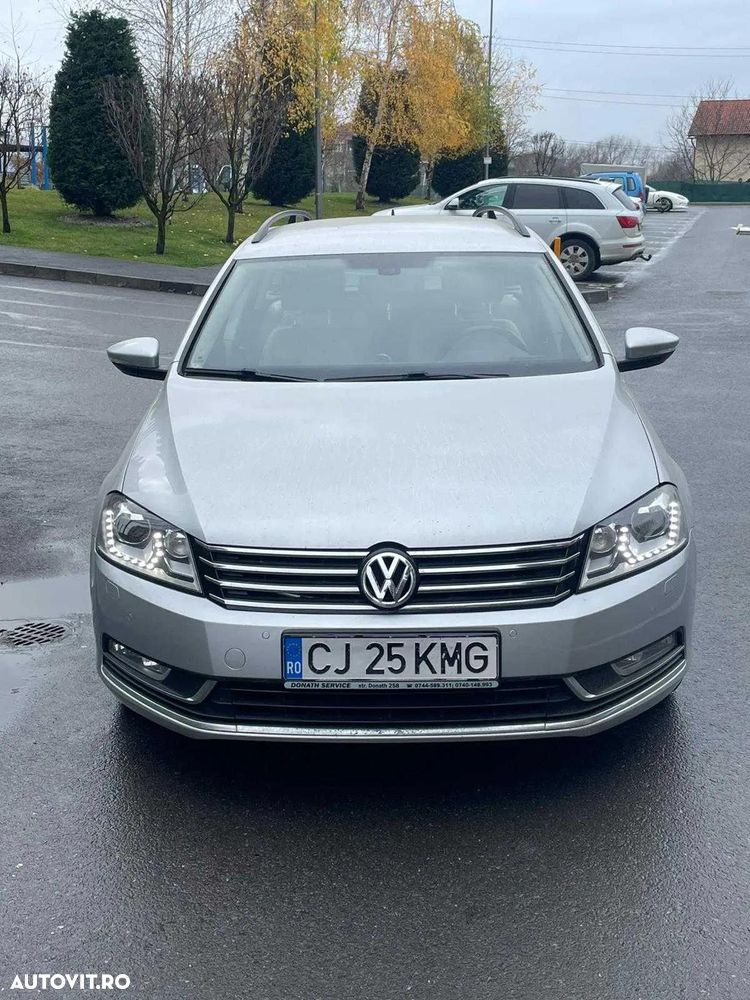 Volkswagen Passat 2.0 TDI BlueMotion Technology Comfortline DSG - 2
