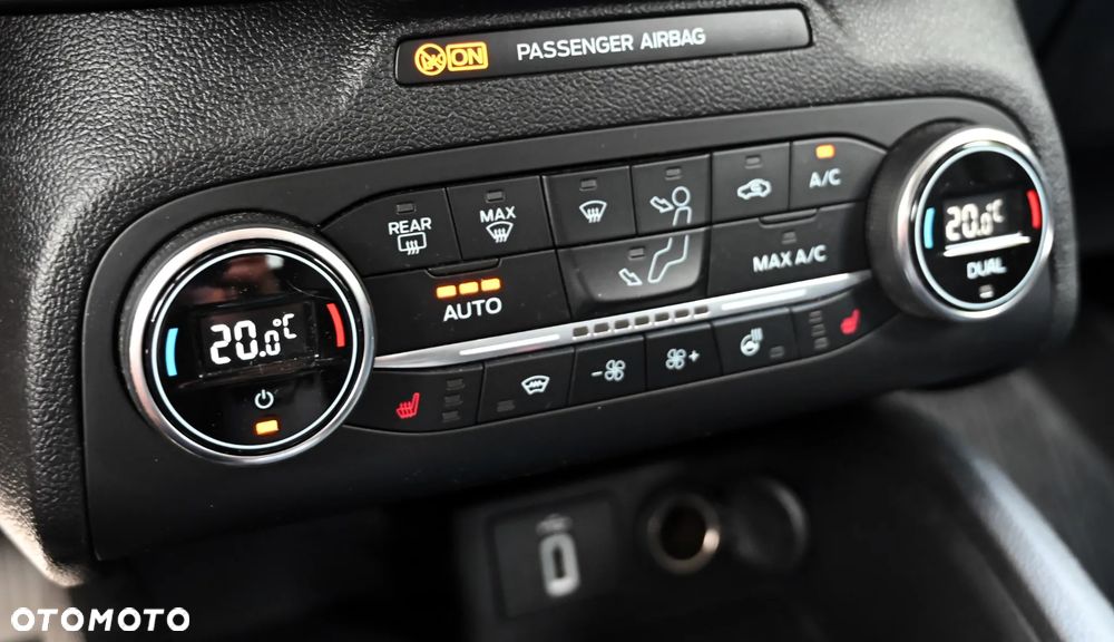 Ford Focus - 31