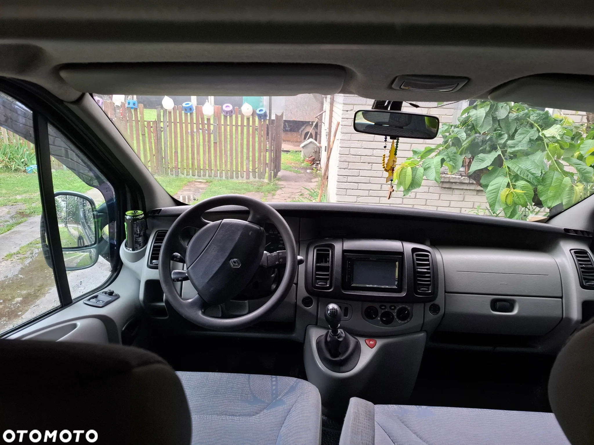 Renault Trafic 2.5 dCi L2H1 - 9