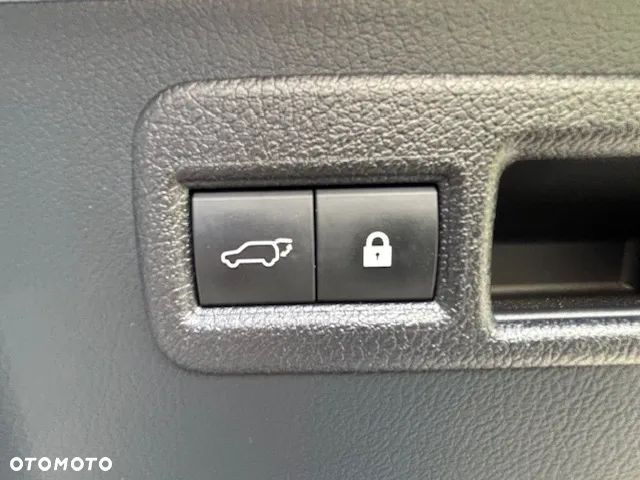 Lexus NX 300h F Impression AWD - 26