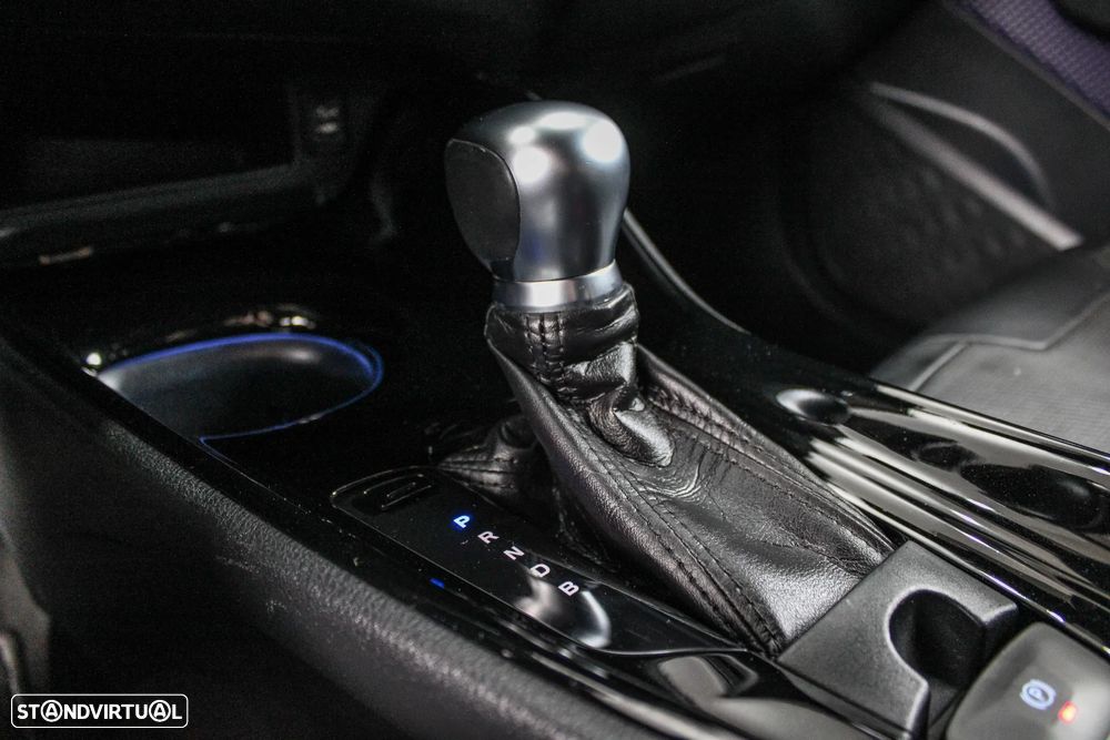 Toyota C-HR 1.8 HSD Comfort+P.Style - 44