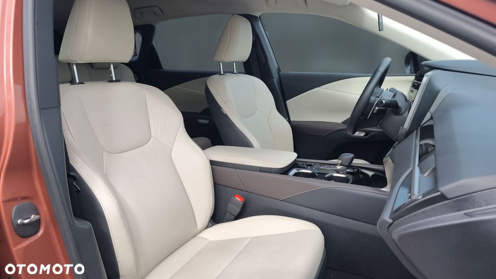 Lexus RX - 9